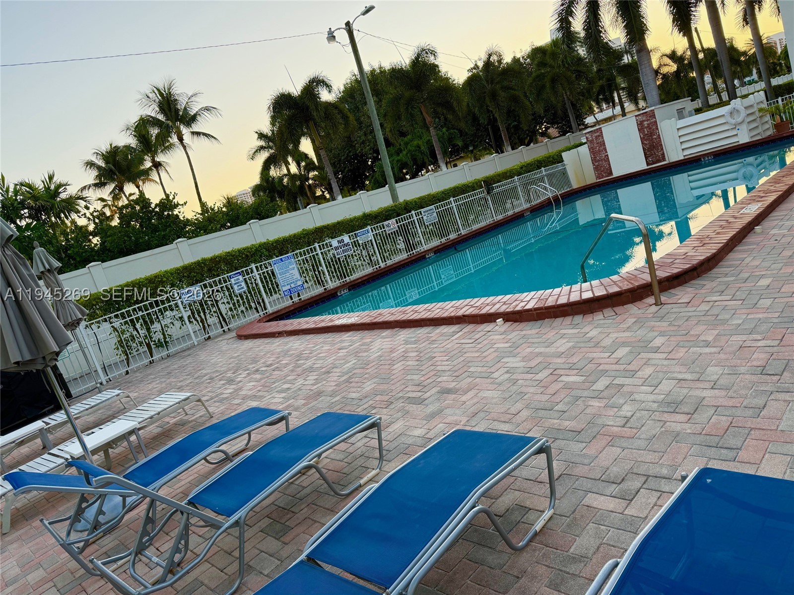 Hallandale Beach photo 1