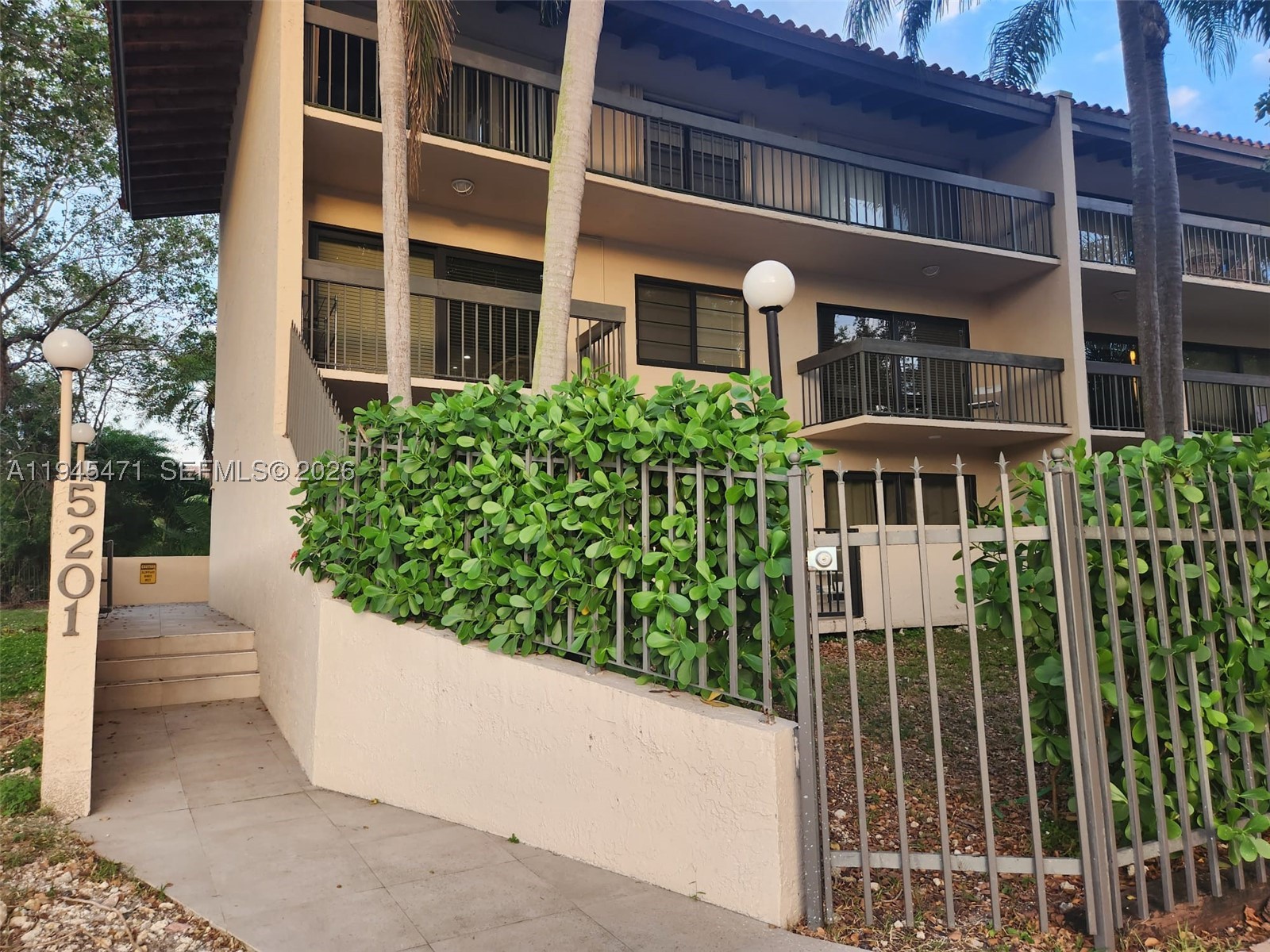 Coral Gables photo 2