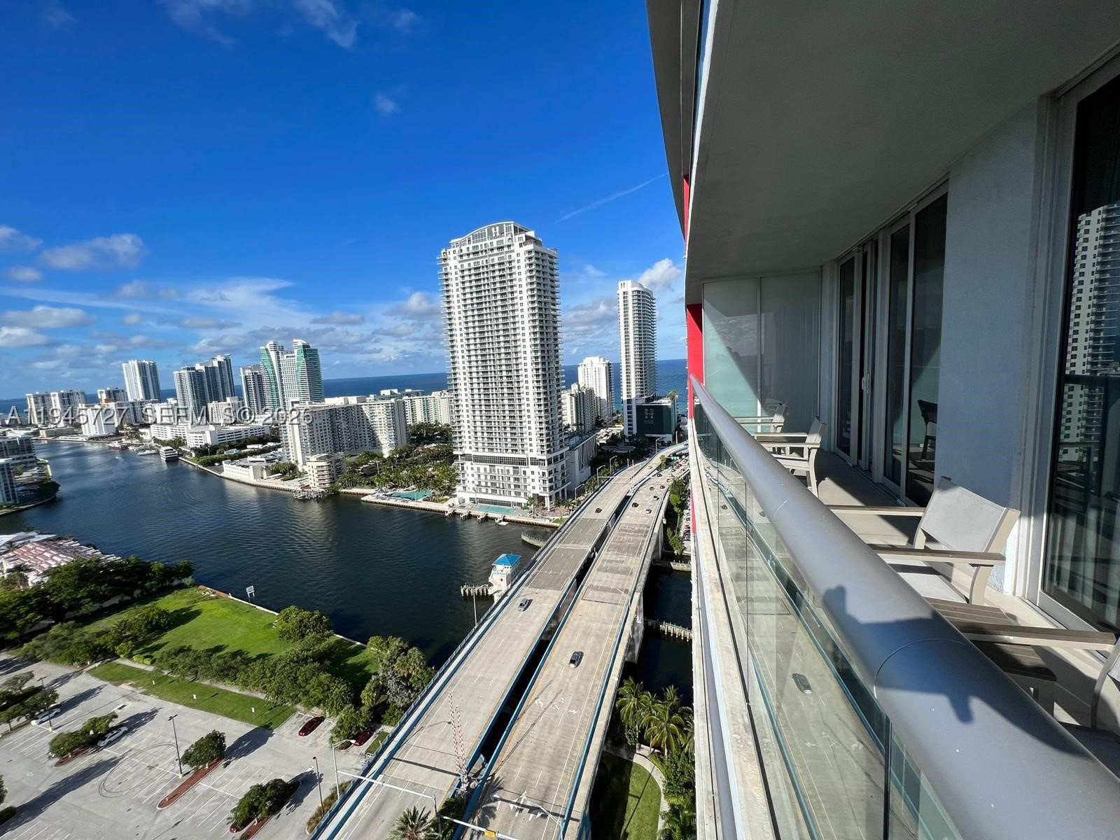 Hallandale Beach photo 2