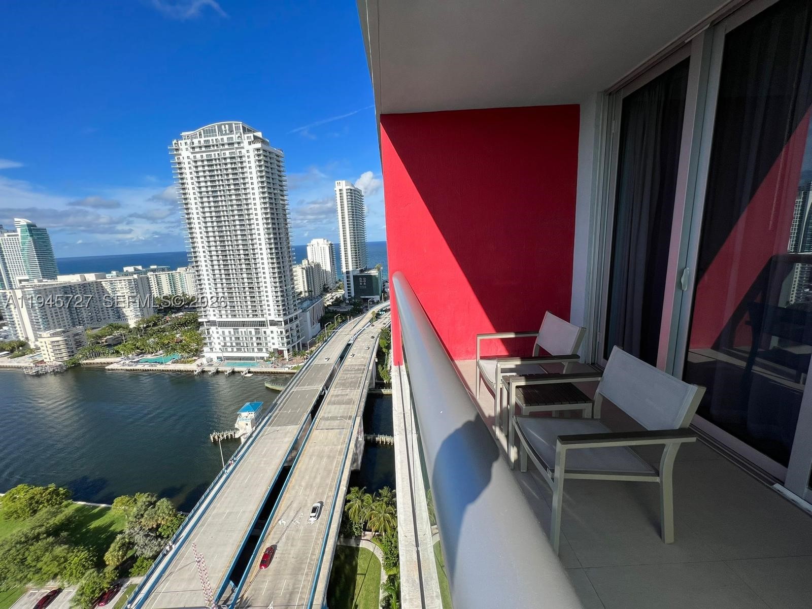 Hallandale Beach photo 3