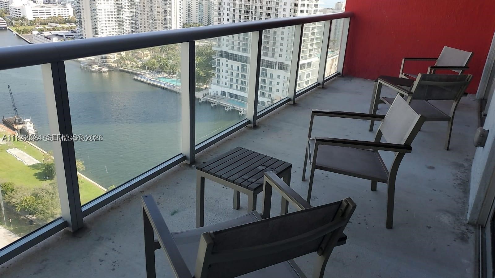 Hallandale Beach photo 4