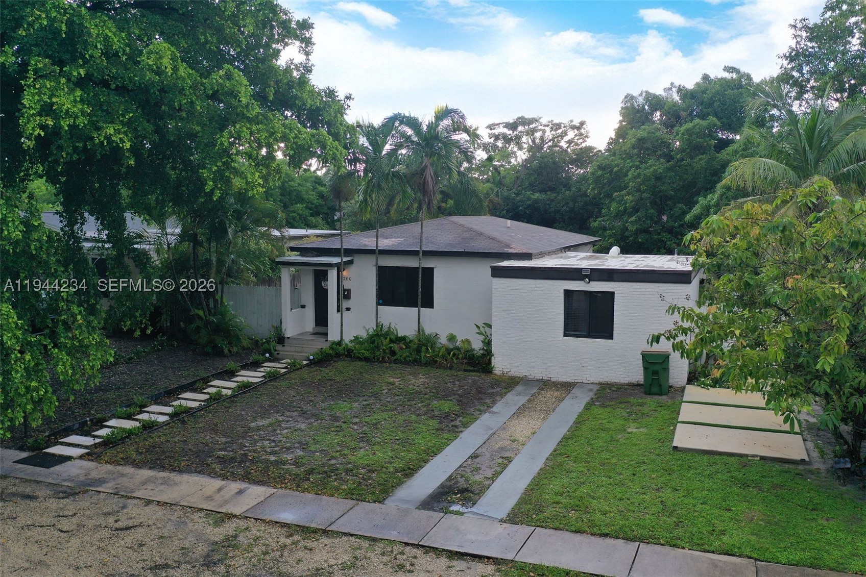 North Miami photo 2