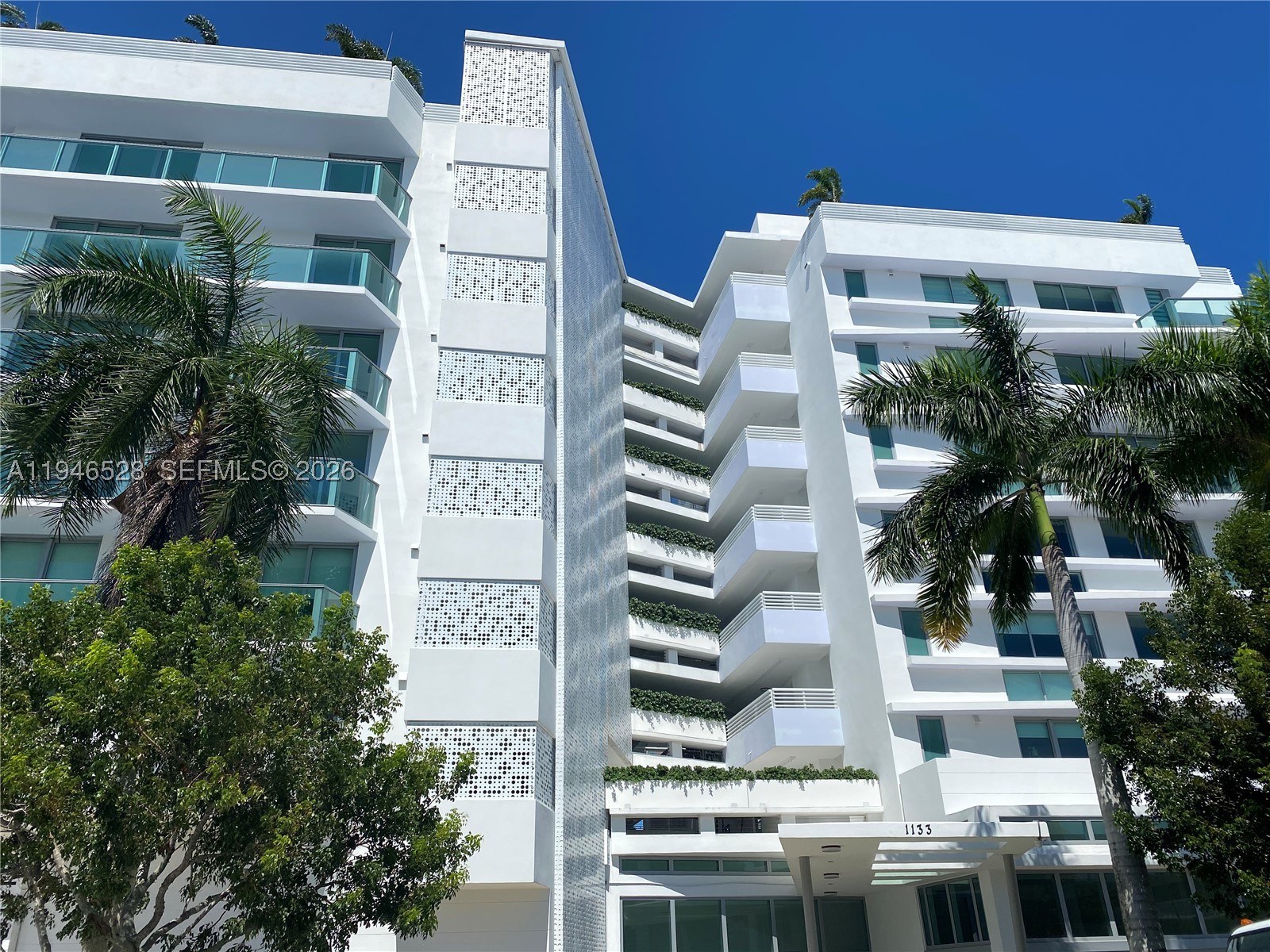 Bay Harbor Islands photo 1