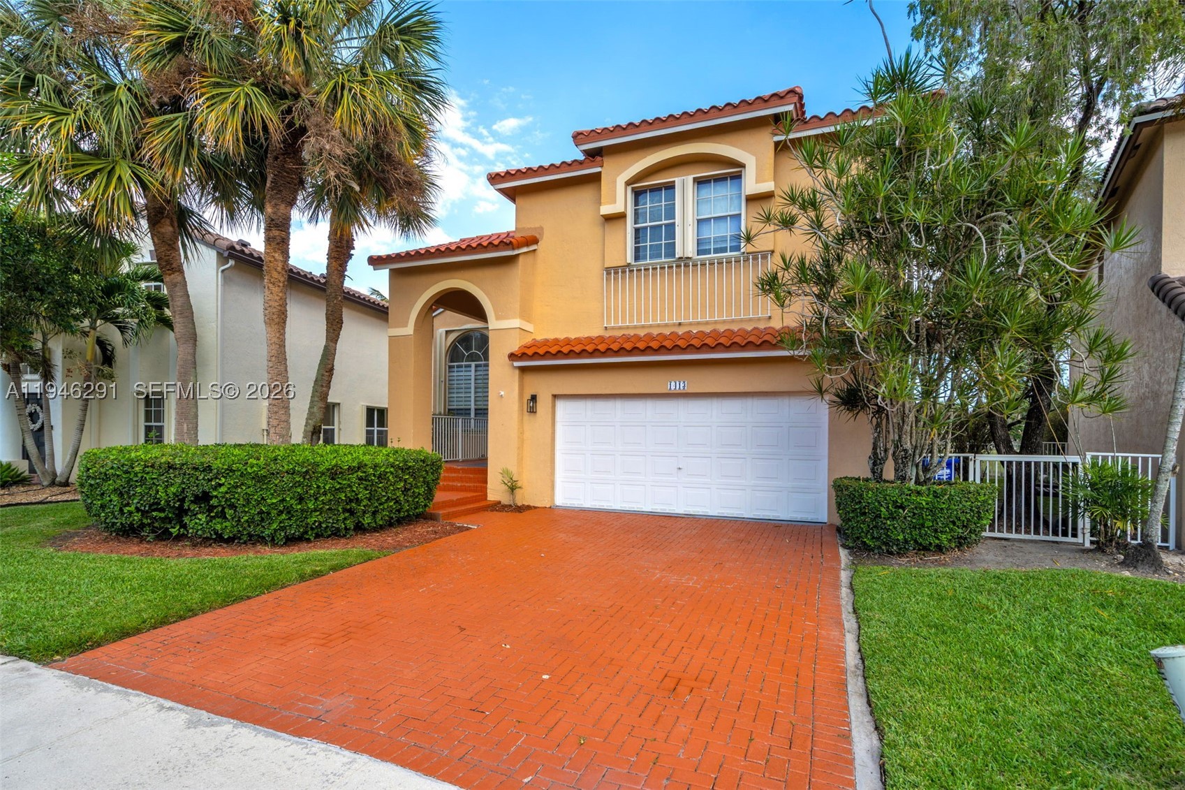 Pembroke Pines photo 2