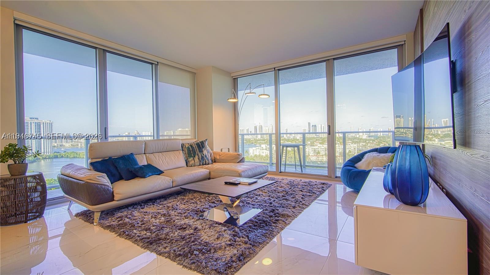 North Miami Beach photo 1
