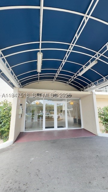 North Miami Beach photo 1