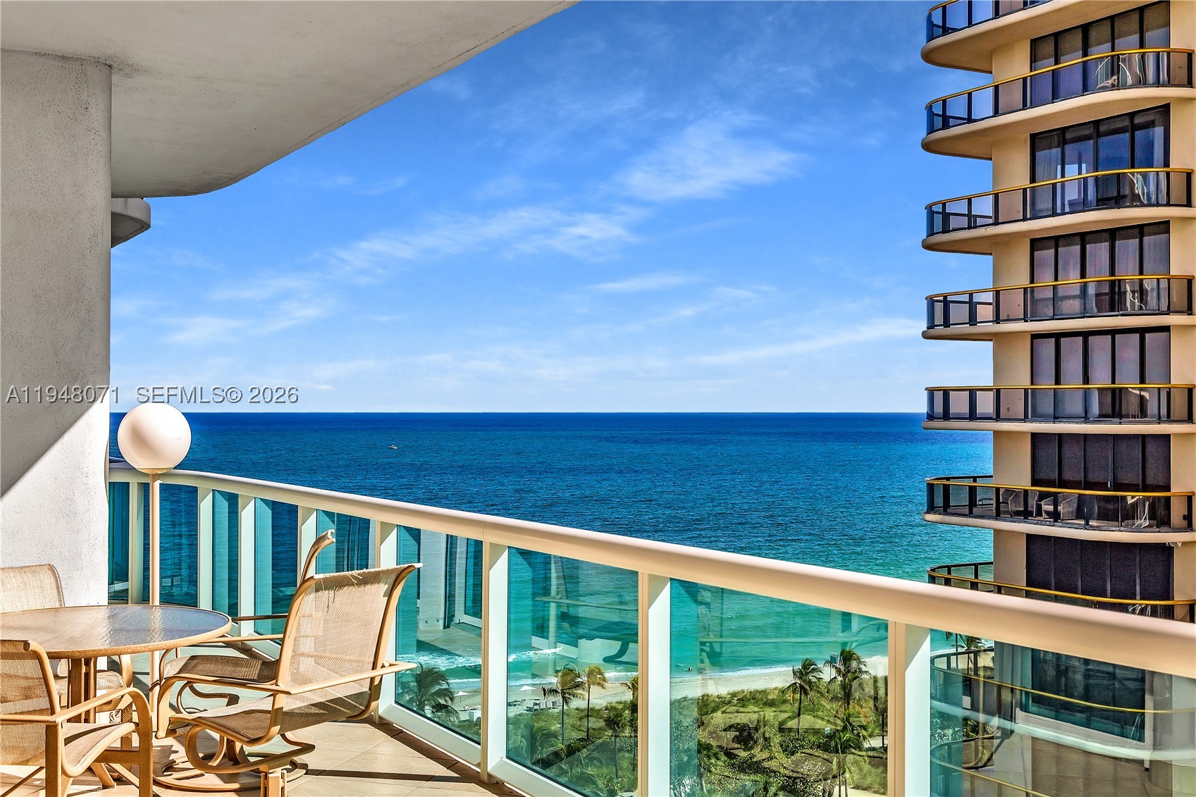 Bal Harbour photo 2
