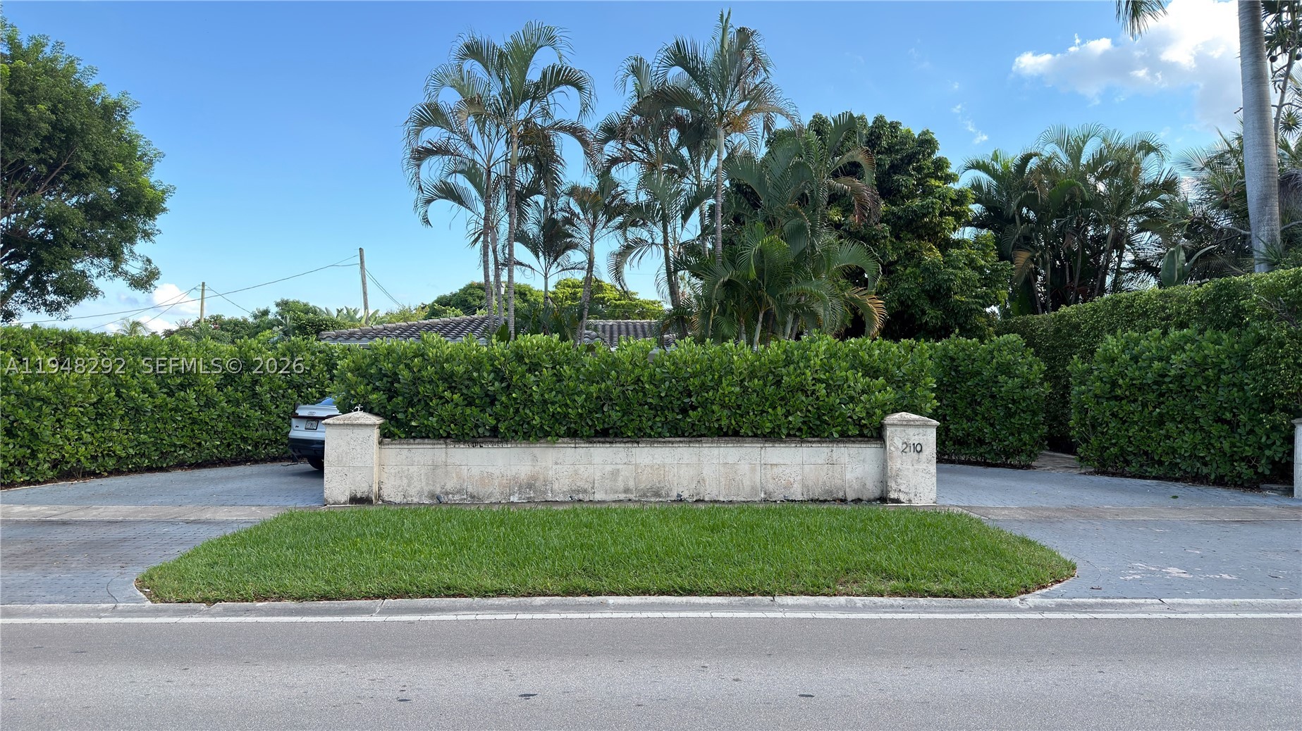 North Miami photo 3