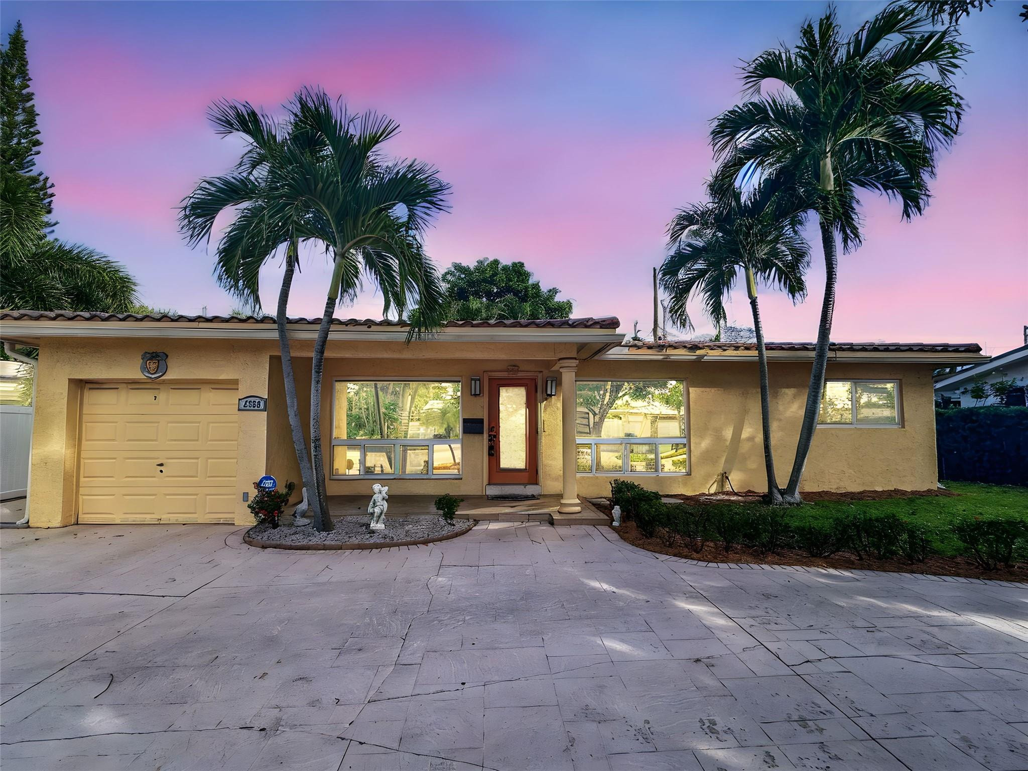 Wilton Manors photo 1