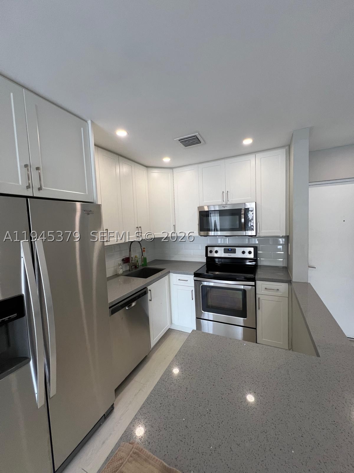 North Miami Beach photo 3