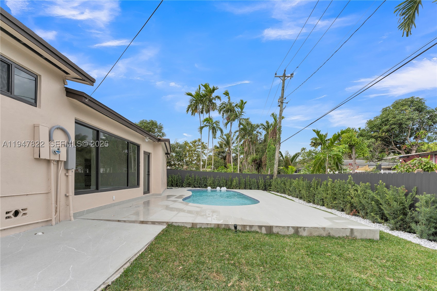 North Miami photo 3