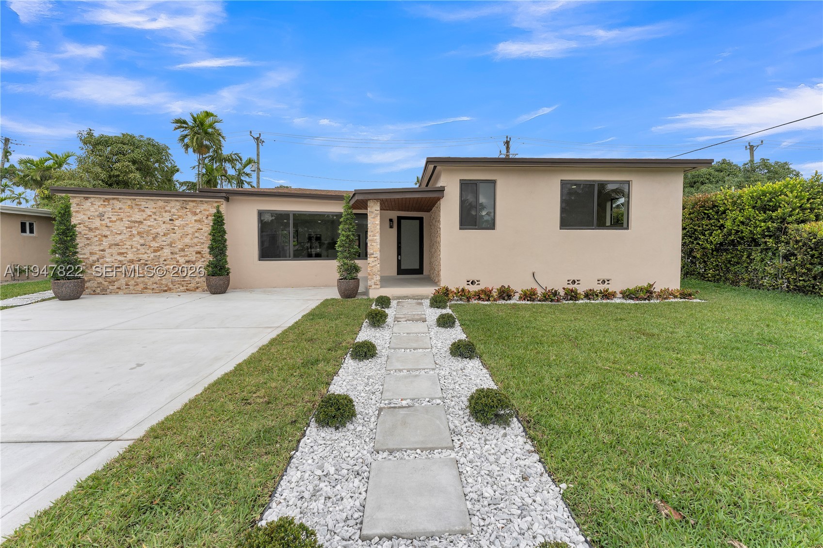 North Miami photo 5