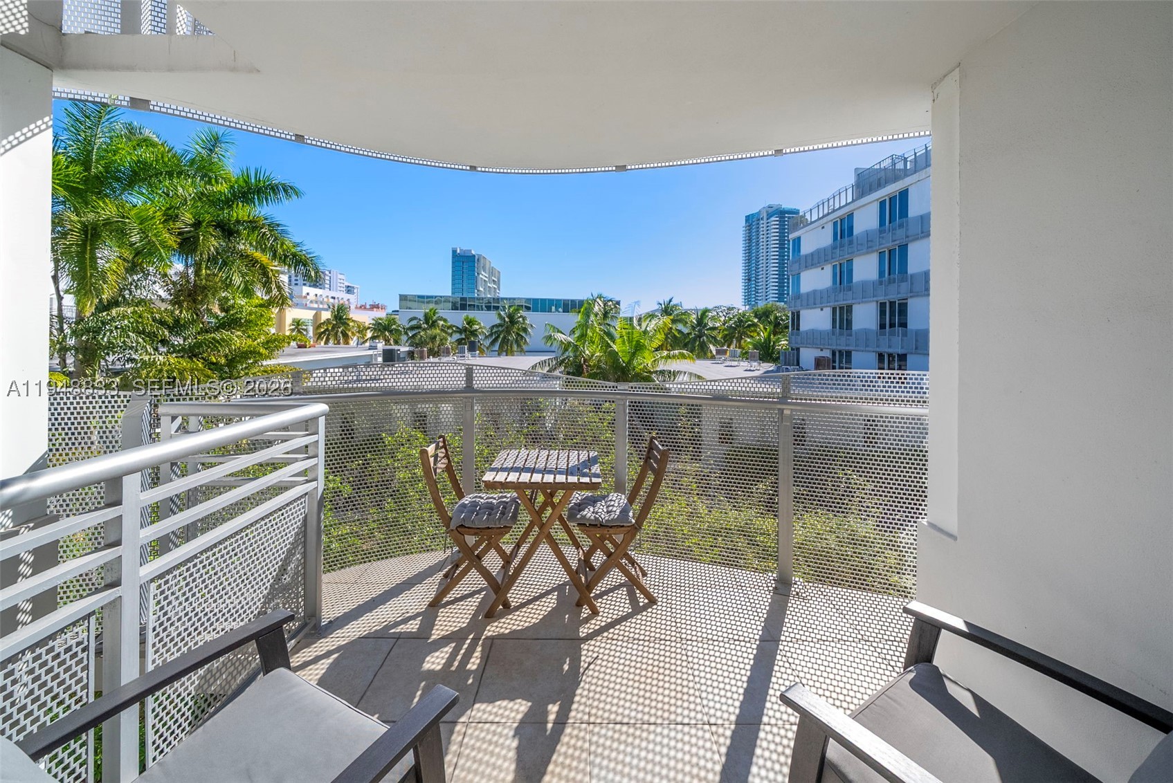 Miami Beach photo 4