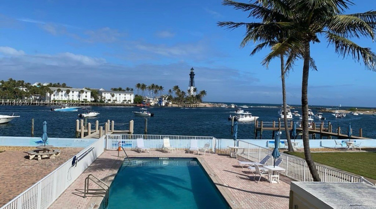 Pompano Beach photo 2