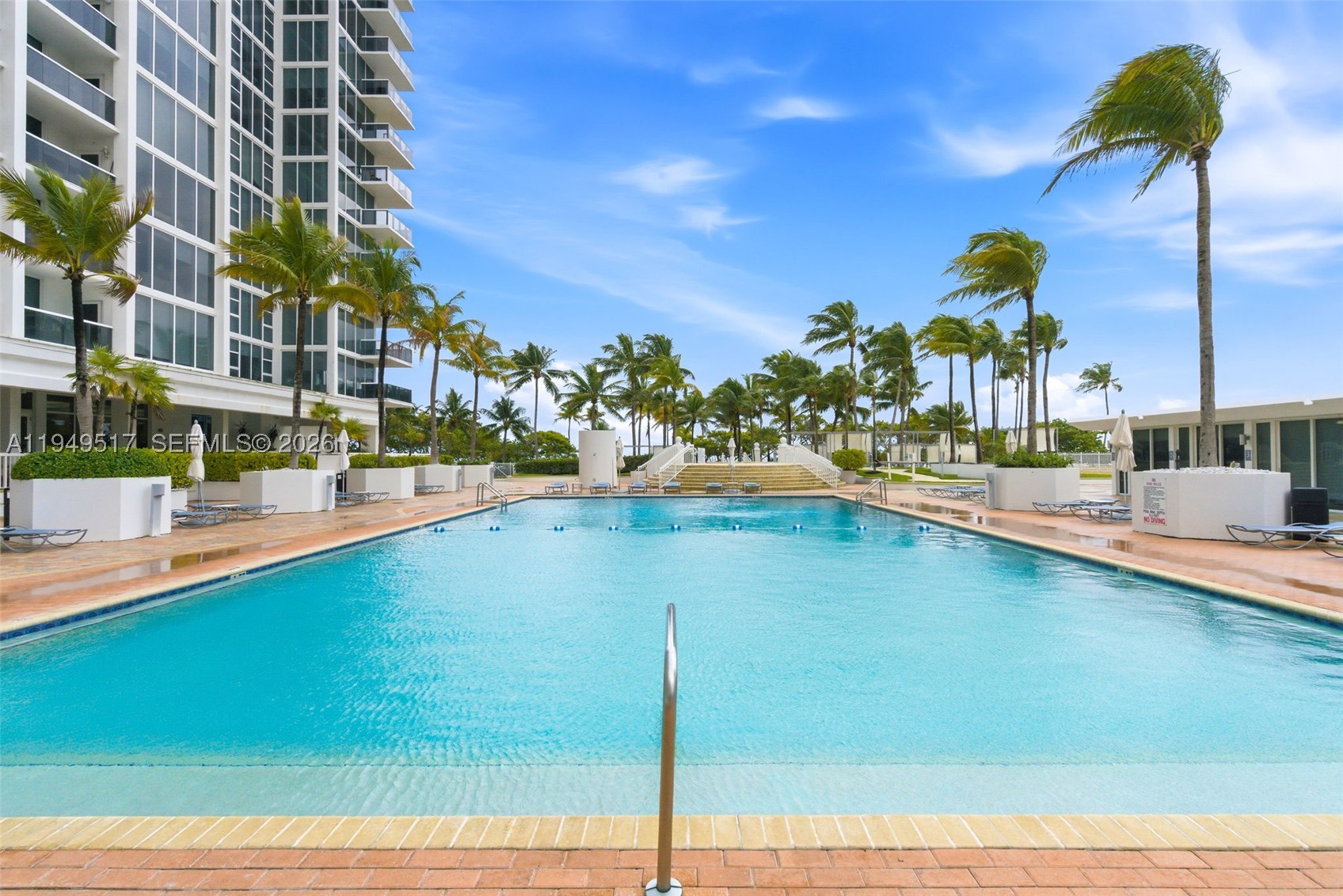 Bal Harbour photo 1