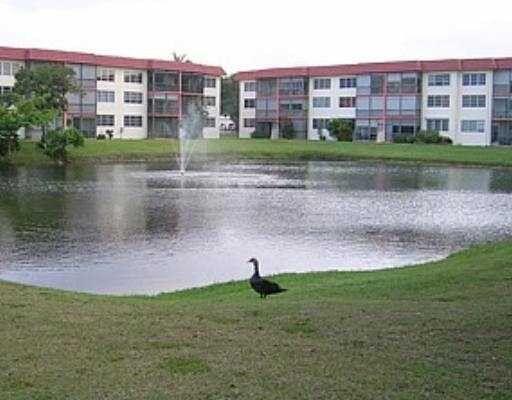 Pembroke Pines photo 1