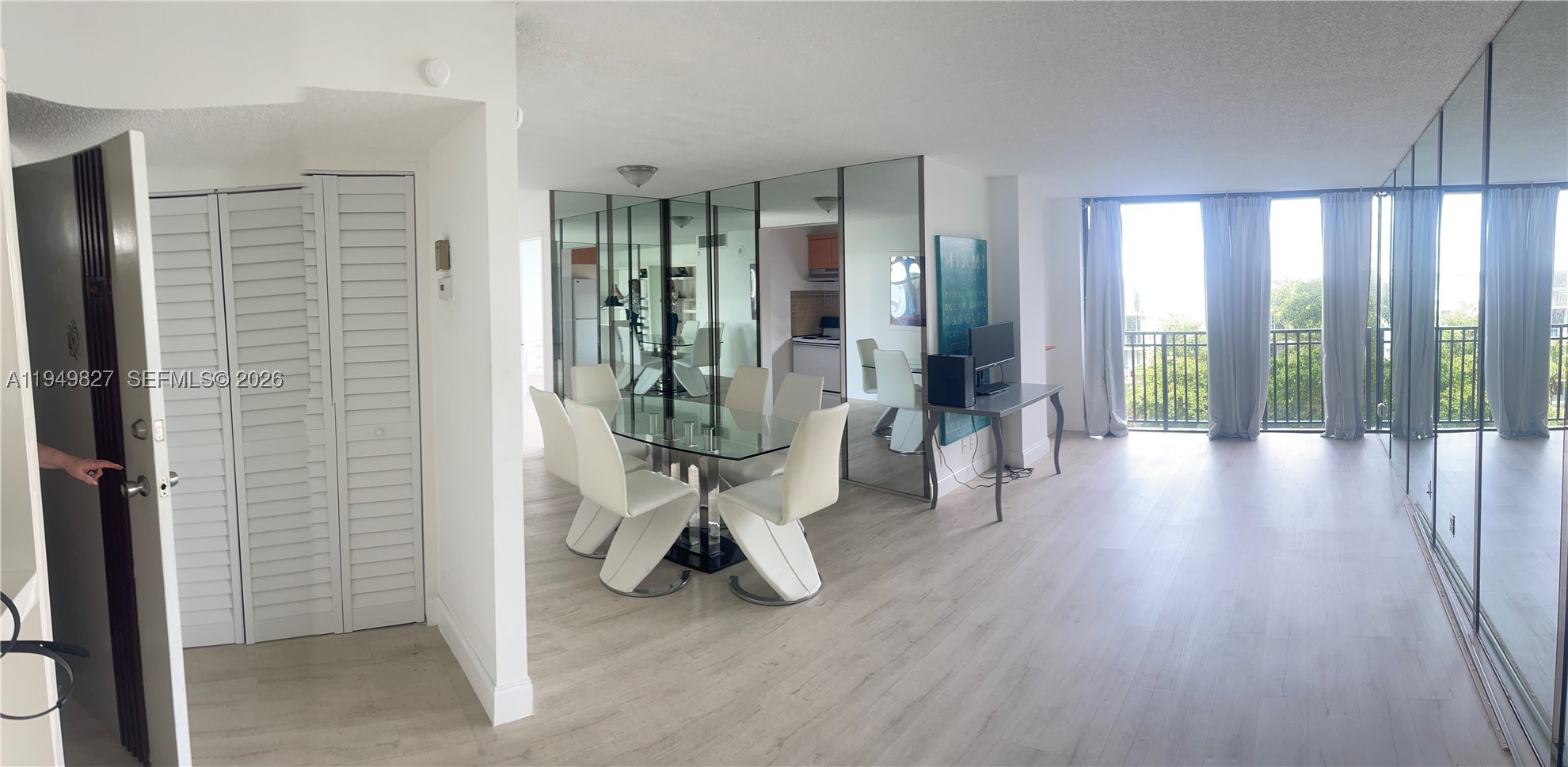 Sunny Isles Beach photo 2
