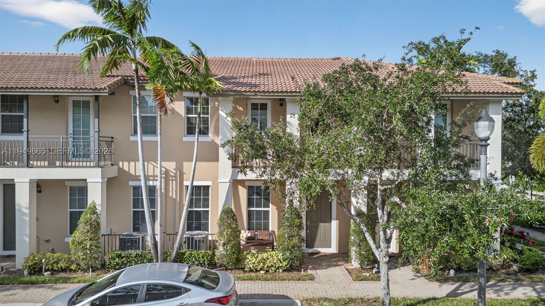 Pembroke Pines photo 4
