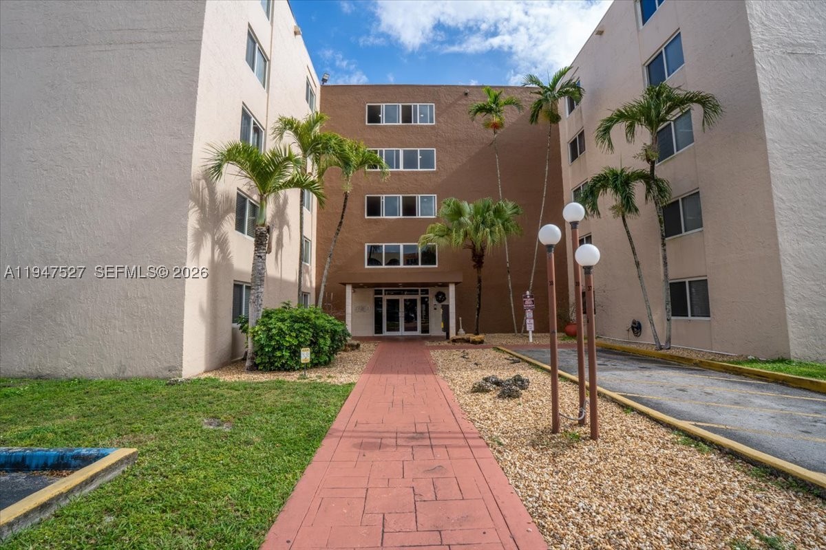 Hialeah photo 3