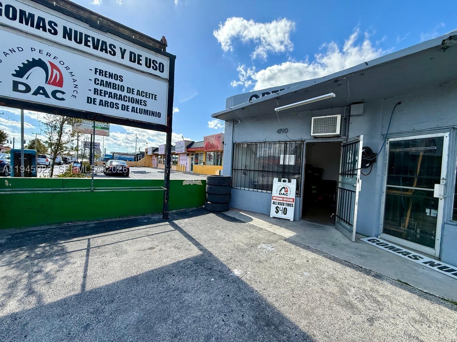 Hialeah photo 3