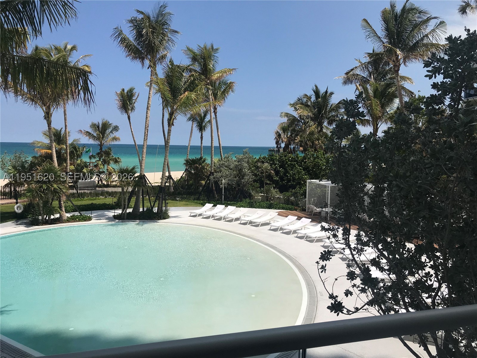 Sunny Isles Beach photo 1