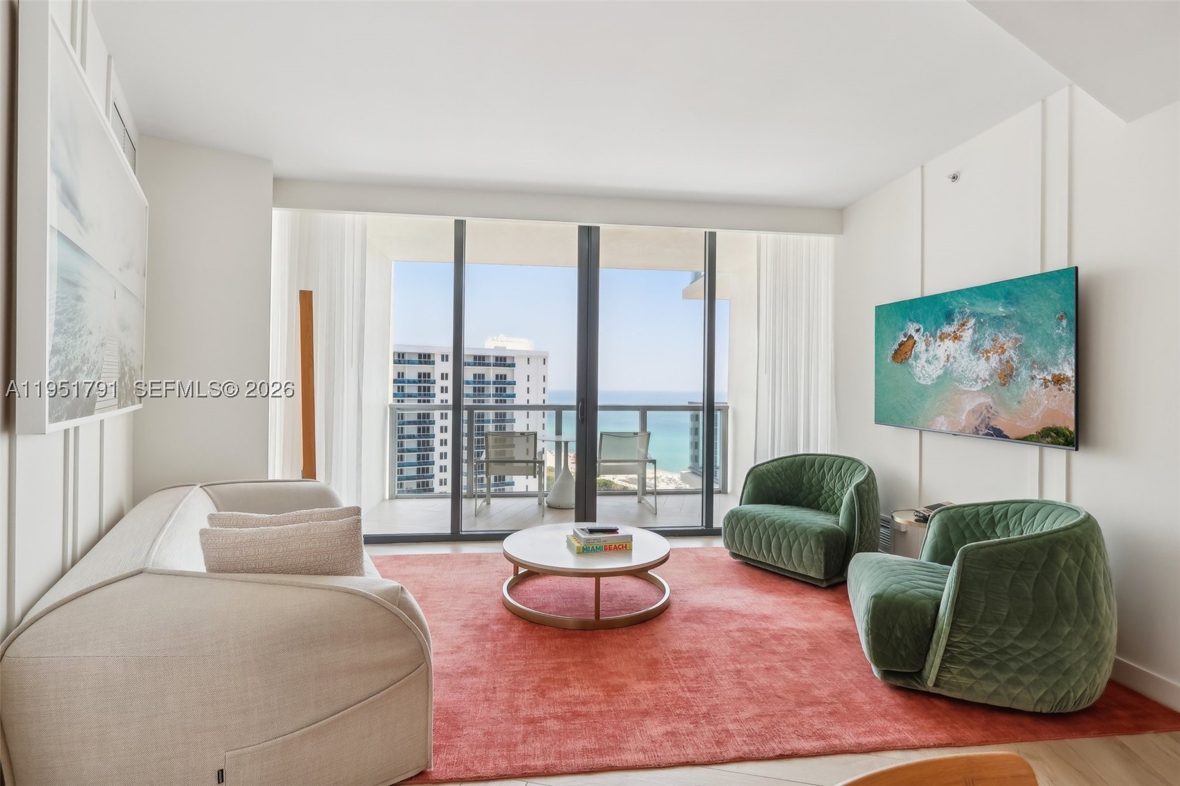 Miami Beach photo 2