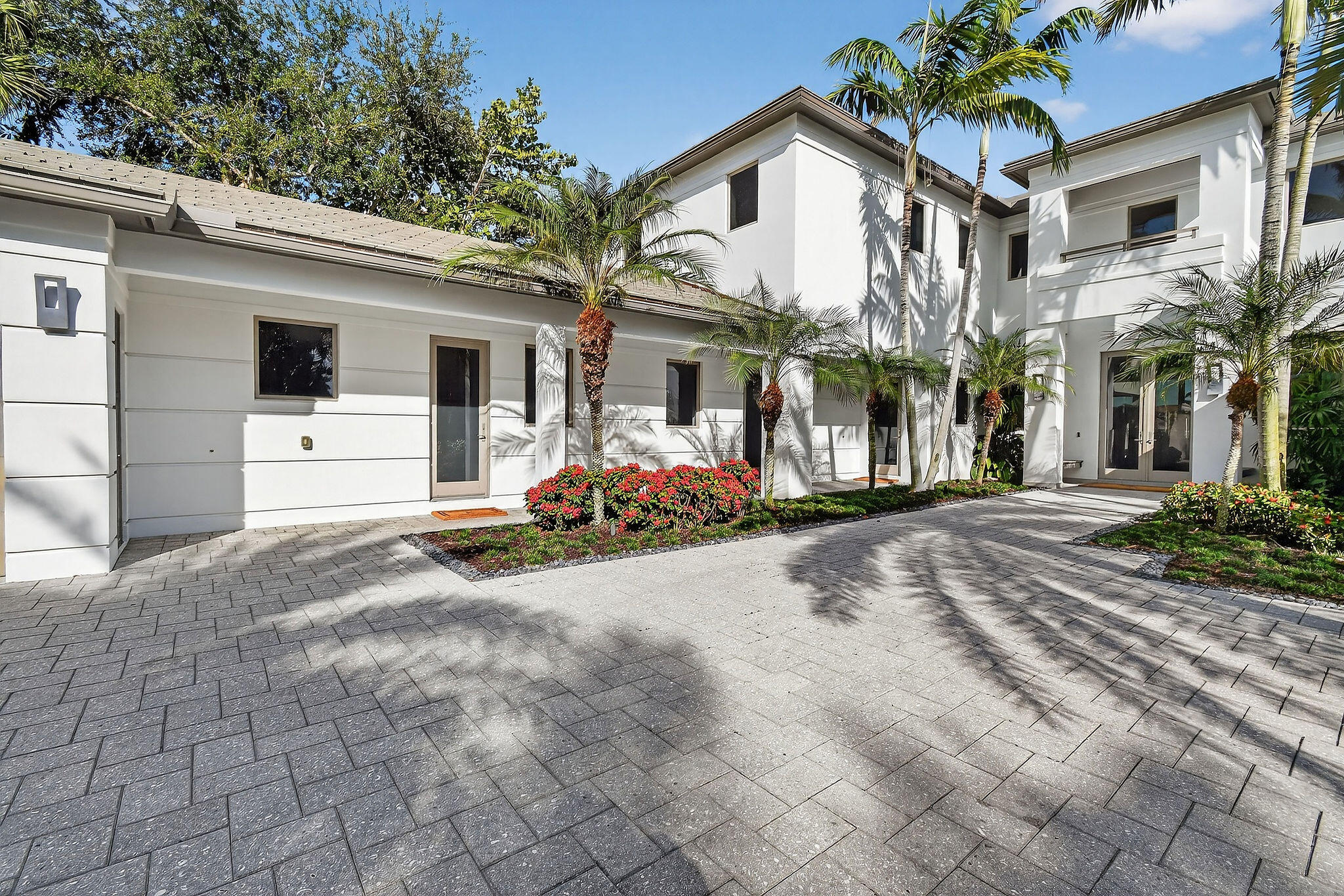 Palm Beach Gardens photo 2