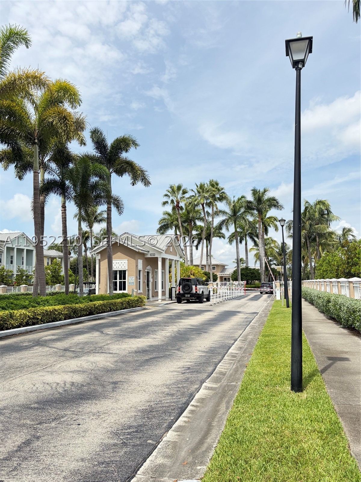 Doral photo 3