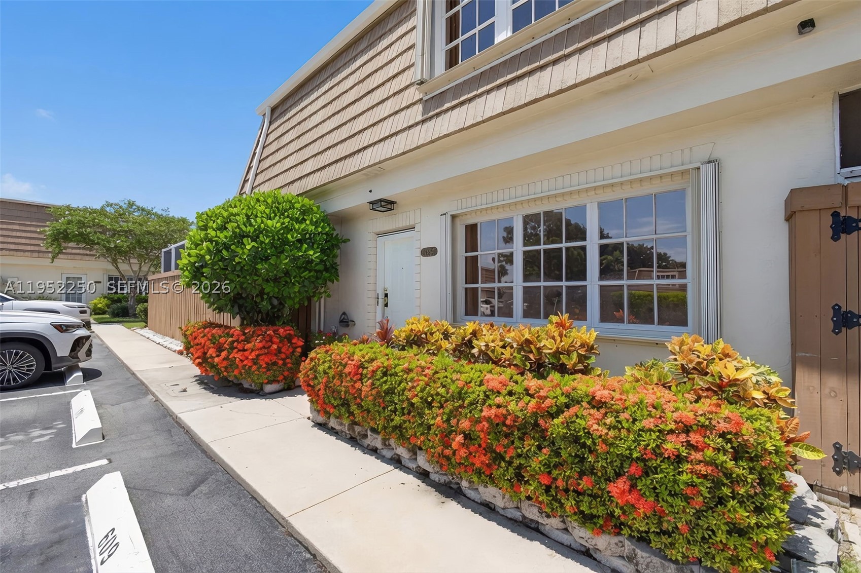 Palm Beach Gardens photo 3