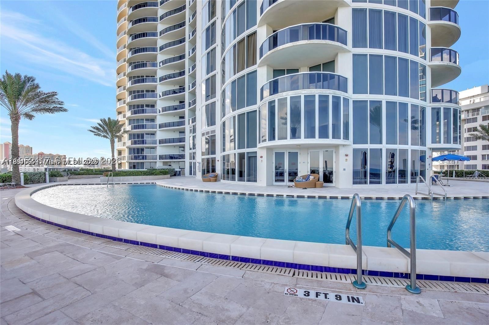 Sunny Isles Beach photo 2