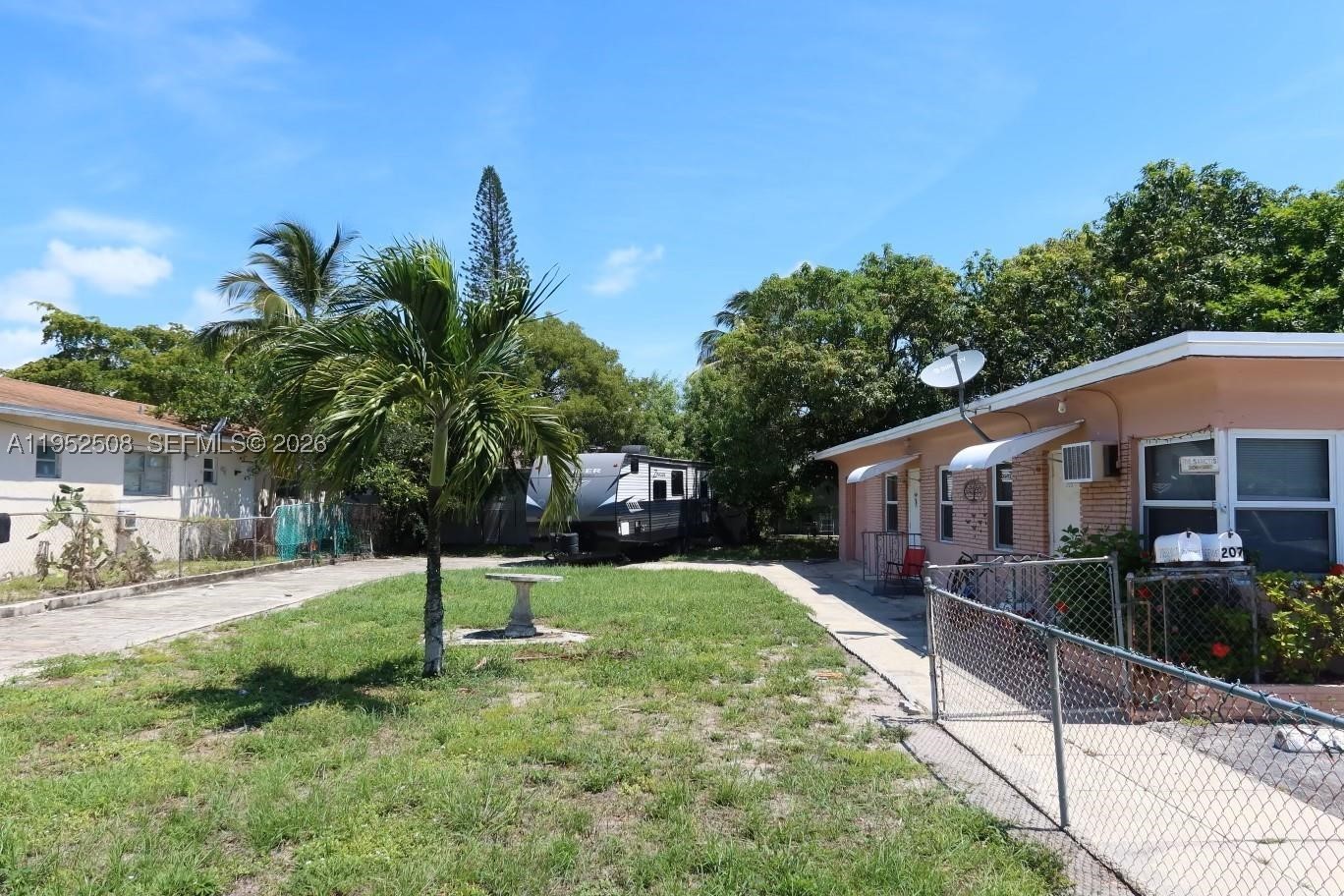 Hallandale Beach photo 5