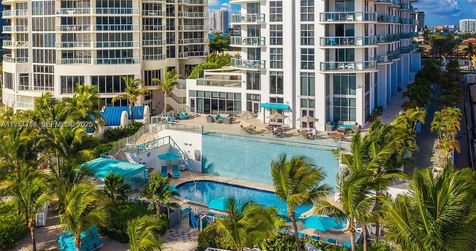Sunny Isles Beach photo 2