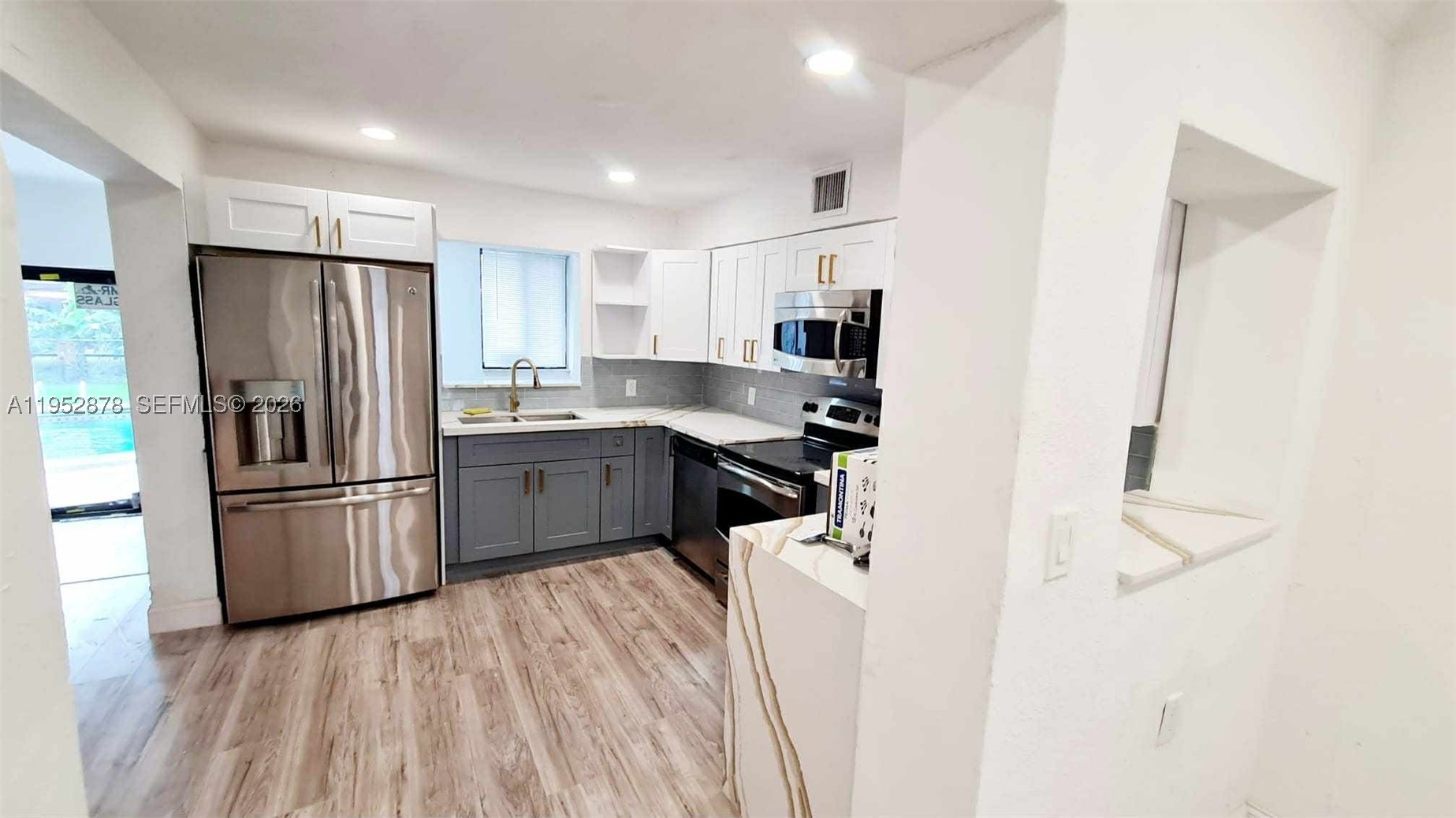 North Miami photo 5