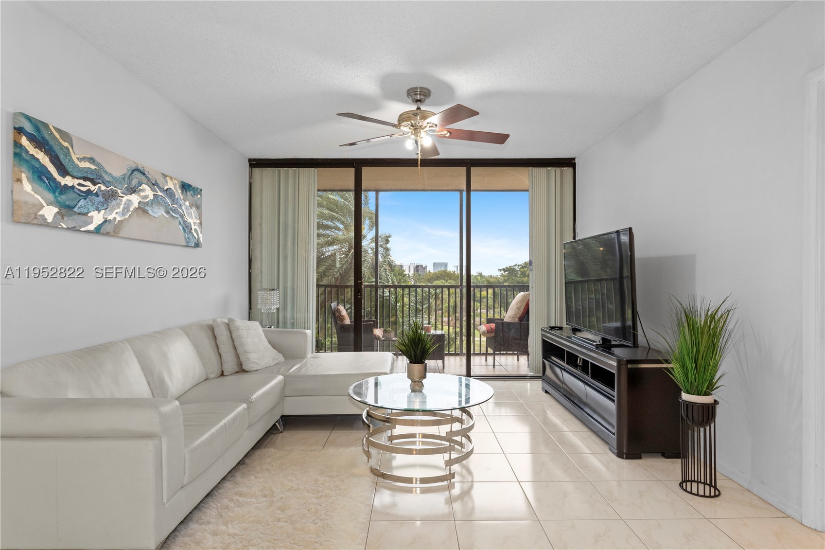 Aventura photo 1