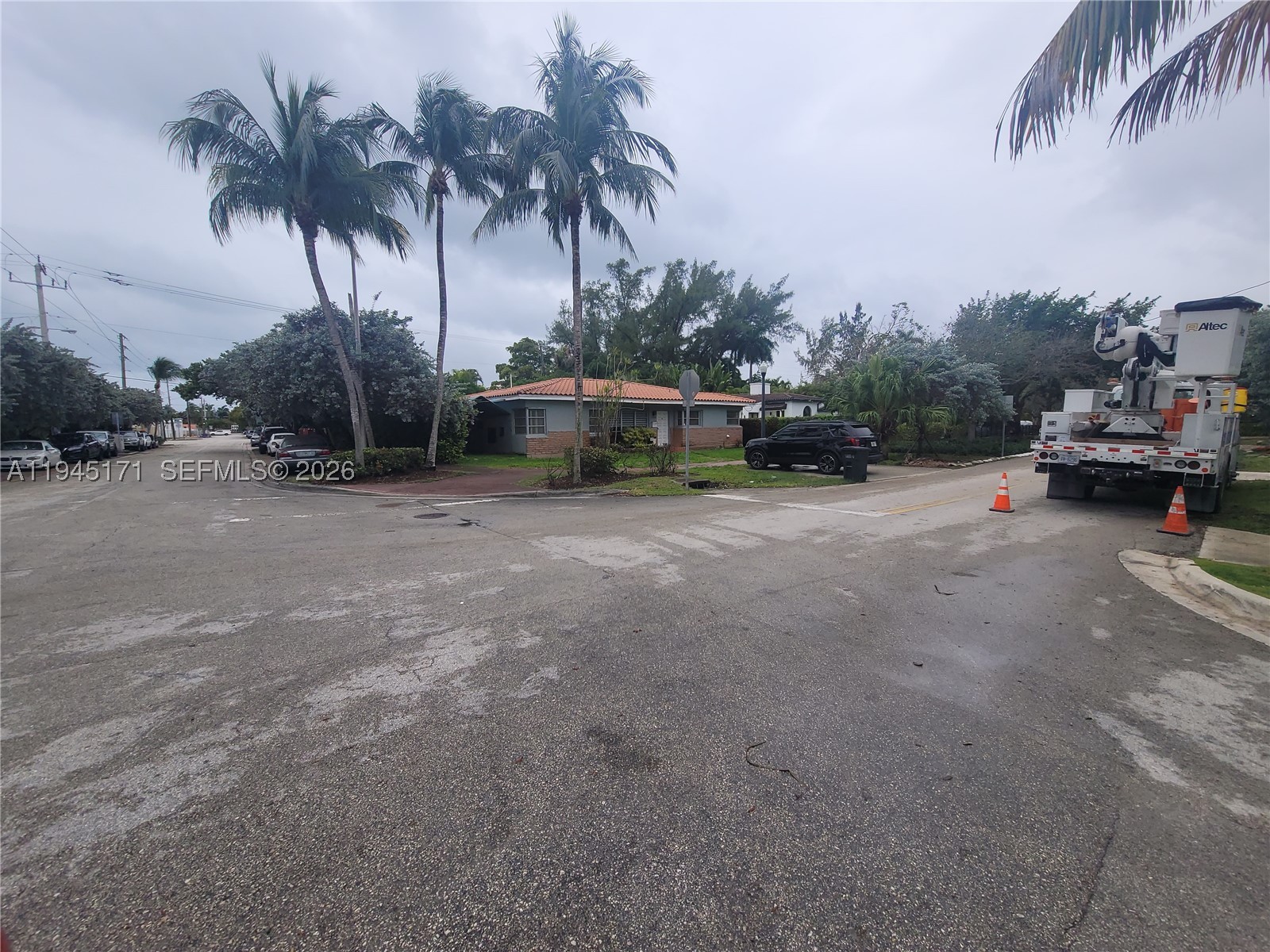 Miami Beach photo 2
