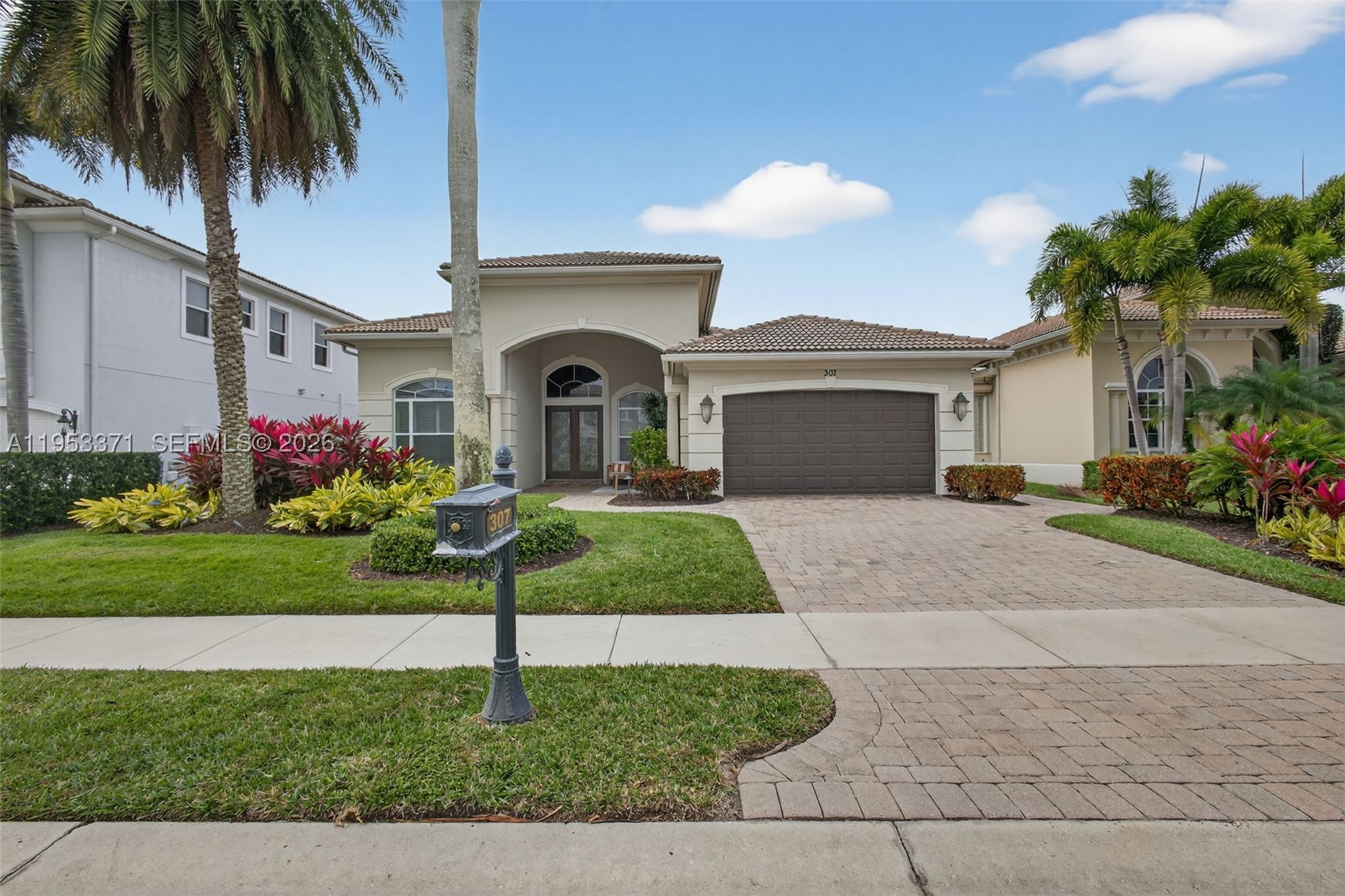 Palm Beach Gardens photo 1