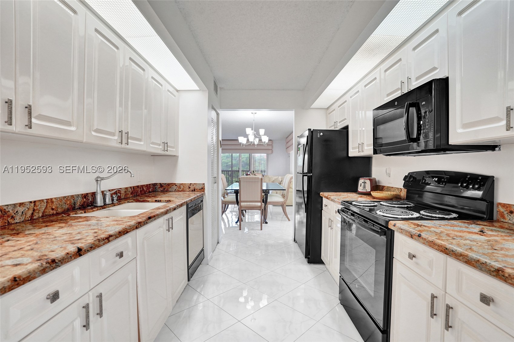 Pembroke Pines photo 1