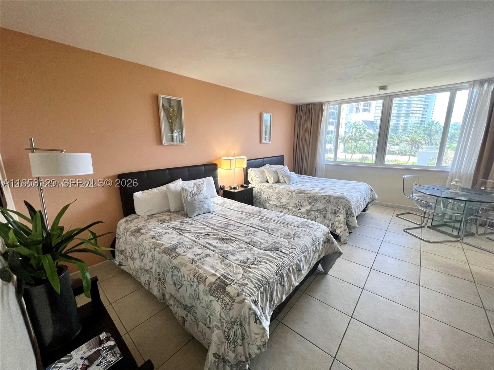 Sunny Isles Beach photo 3