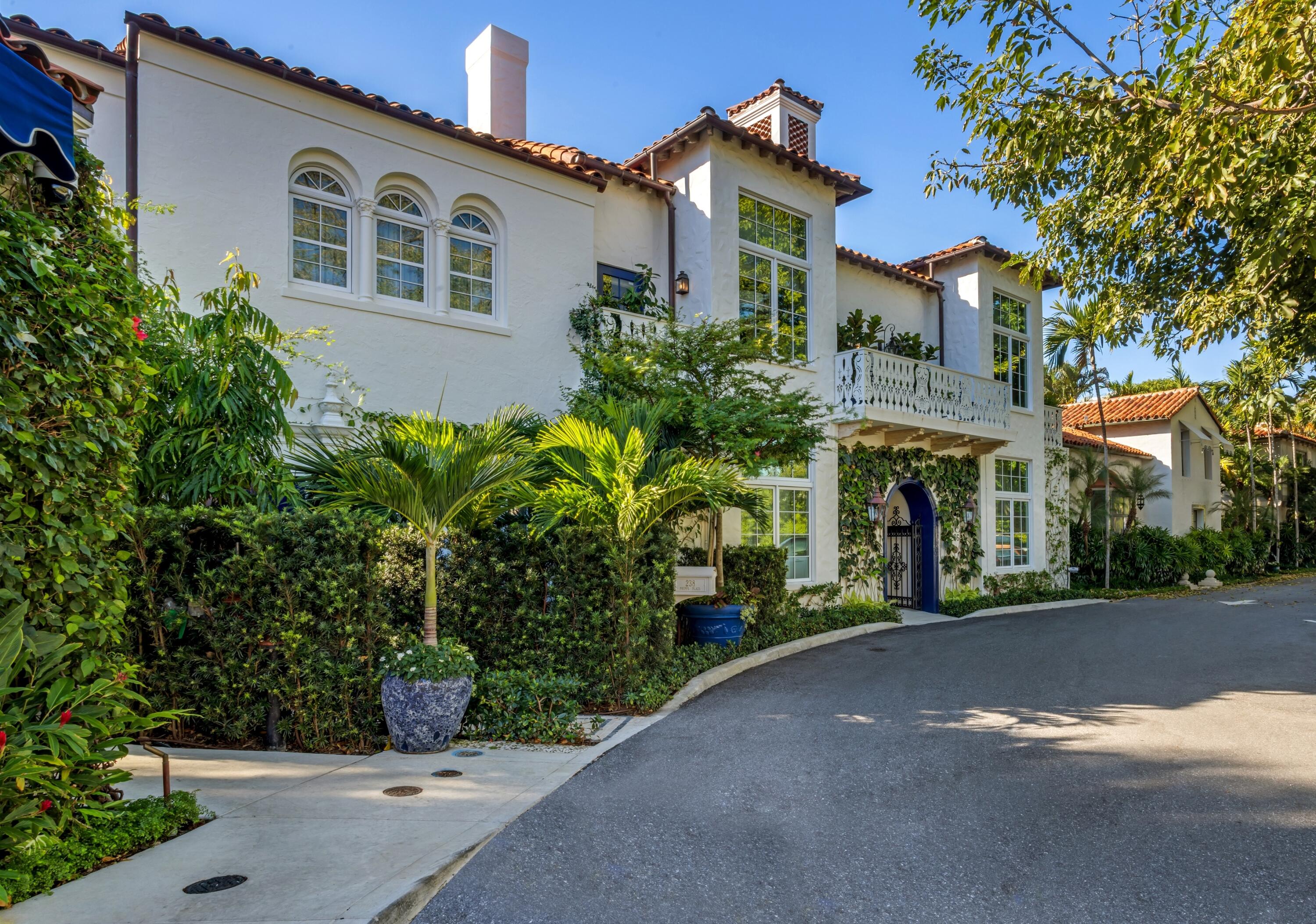 Palm Beach photo 5