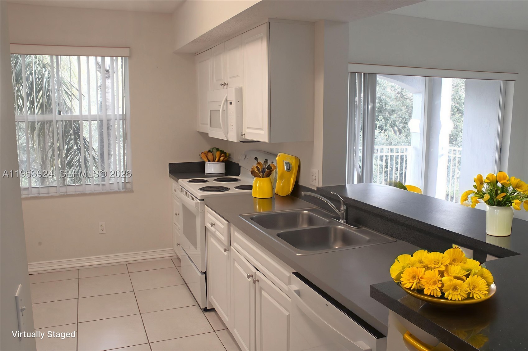 Pembroke Pines photo 4