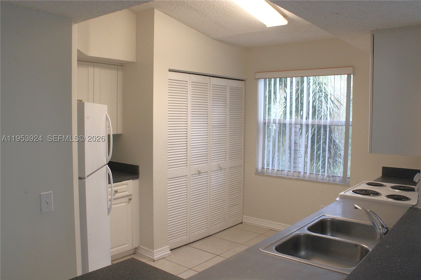 Pembroke Pines photo 5