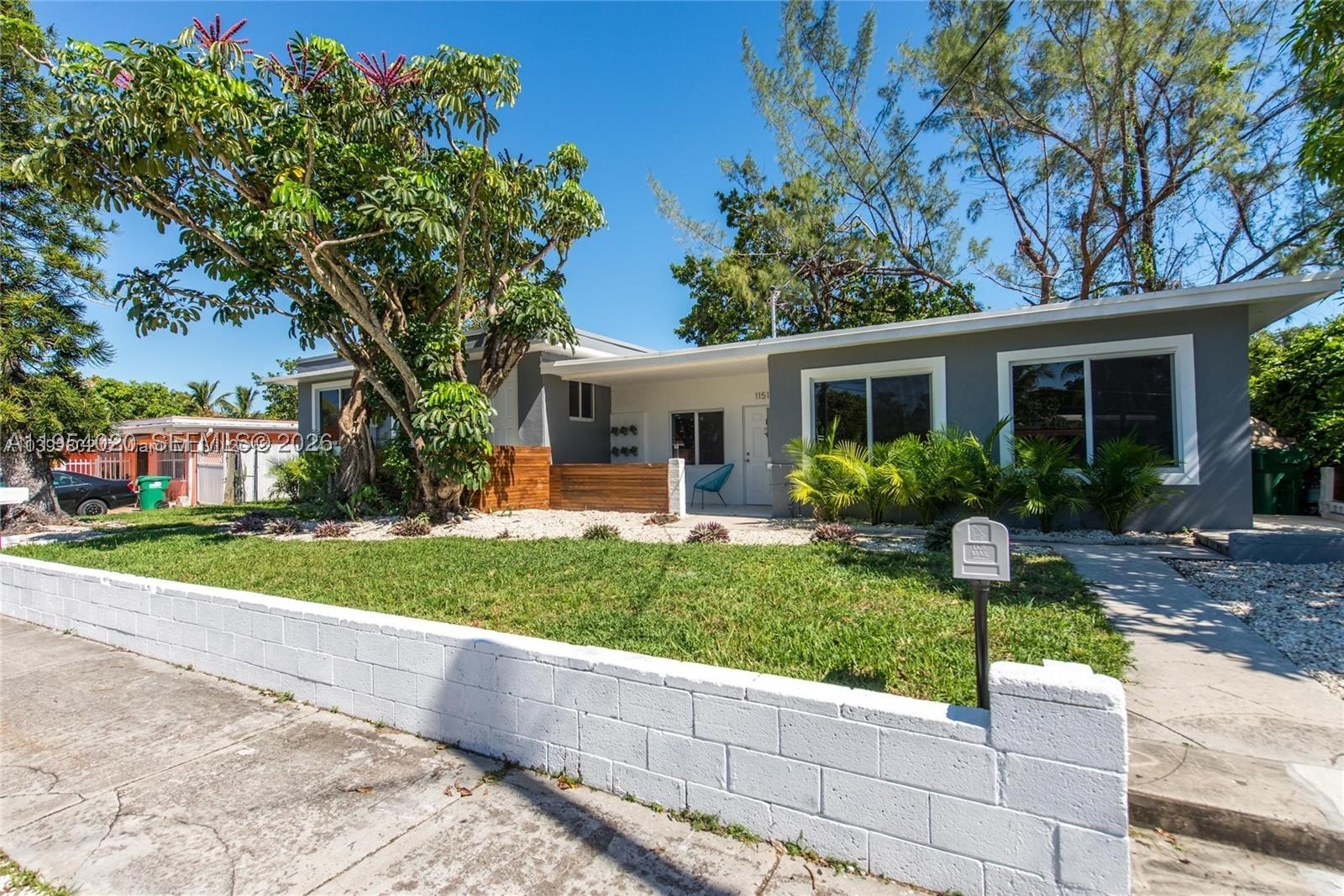 Miami photo 1
