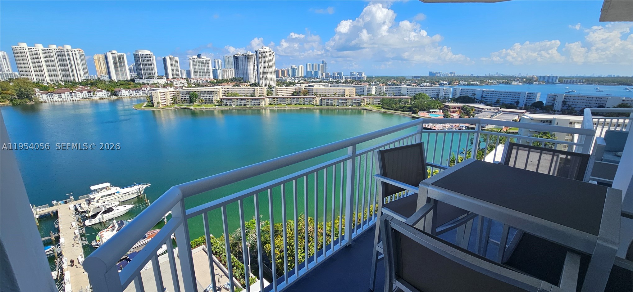 Aventura photo 1