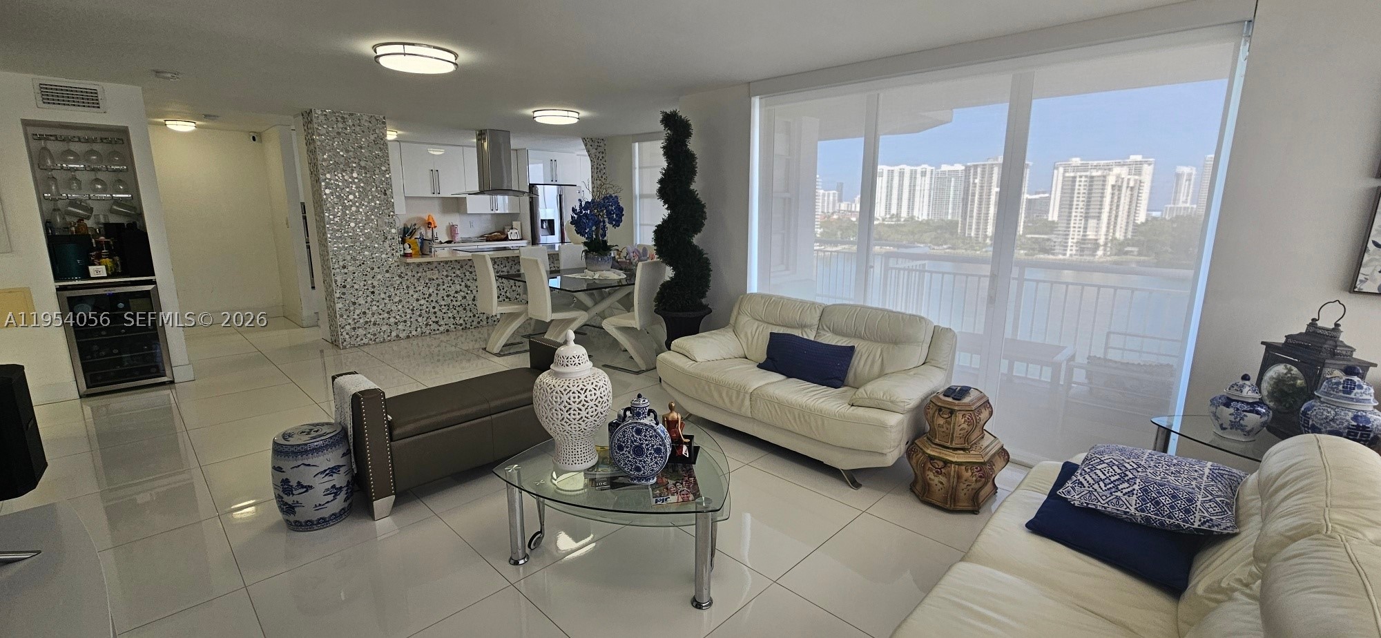 Aventura photo 5