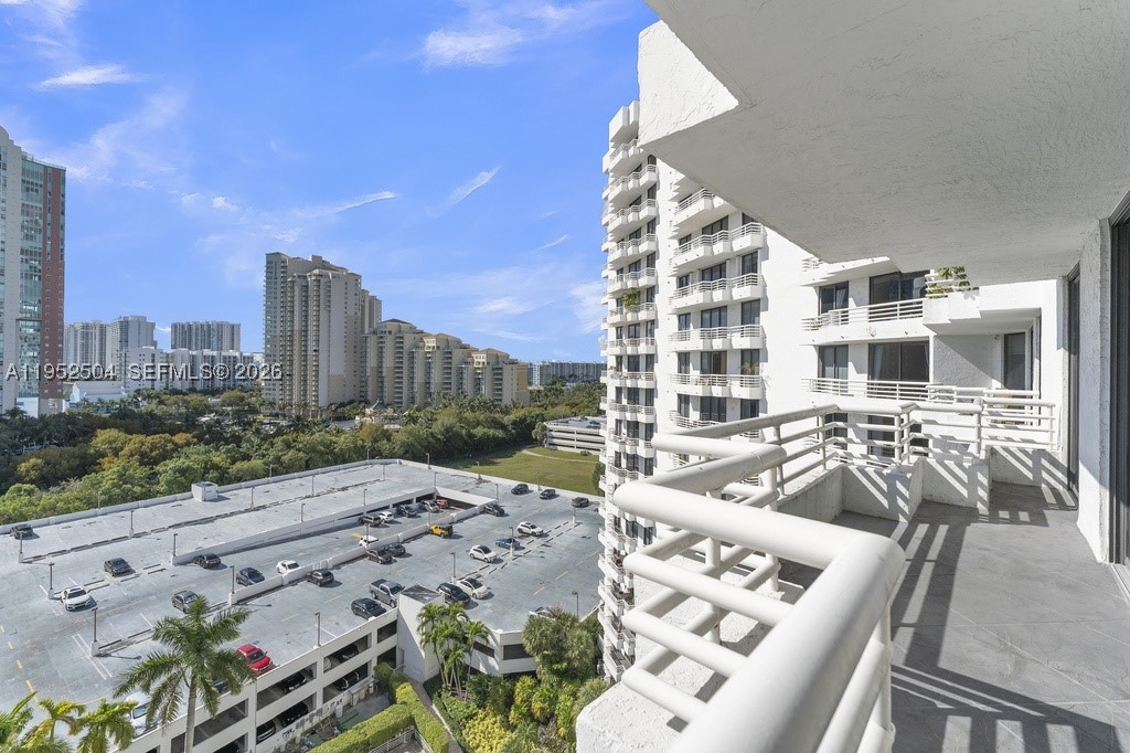 Aventura photo 4