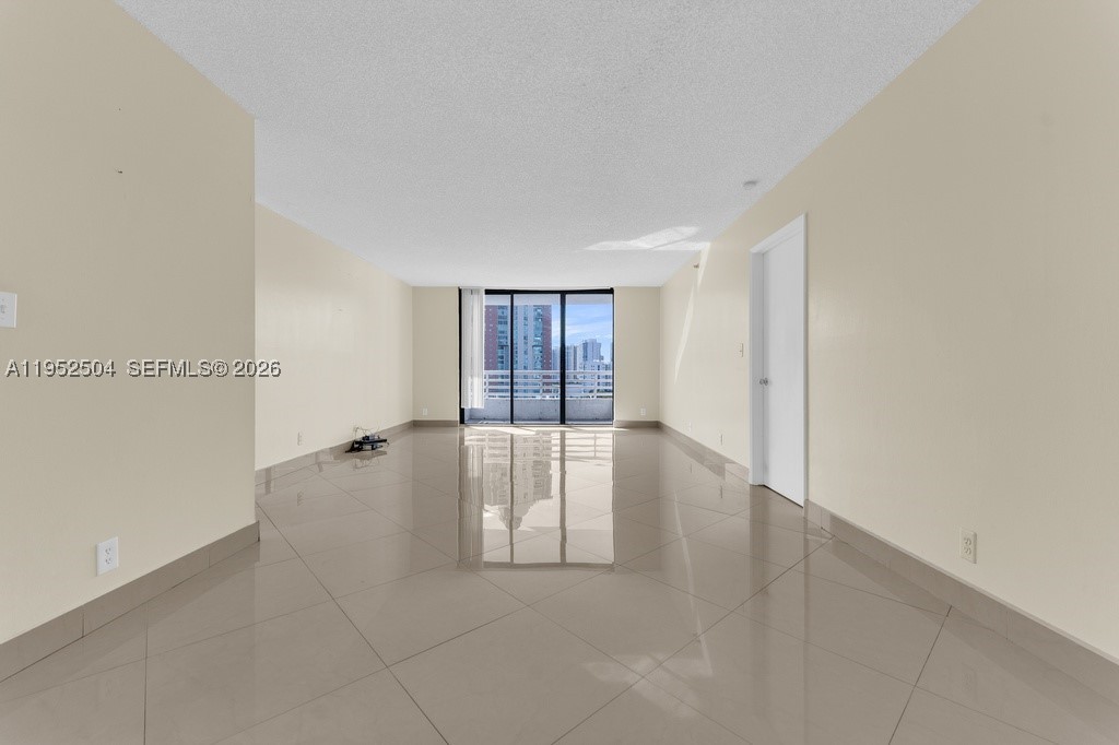 Aventura photo 5