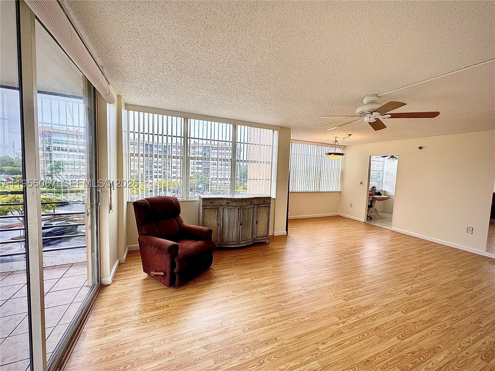 Pembroke Pines photo 1