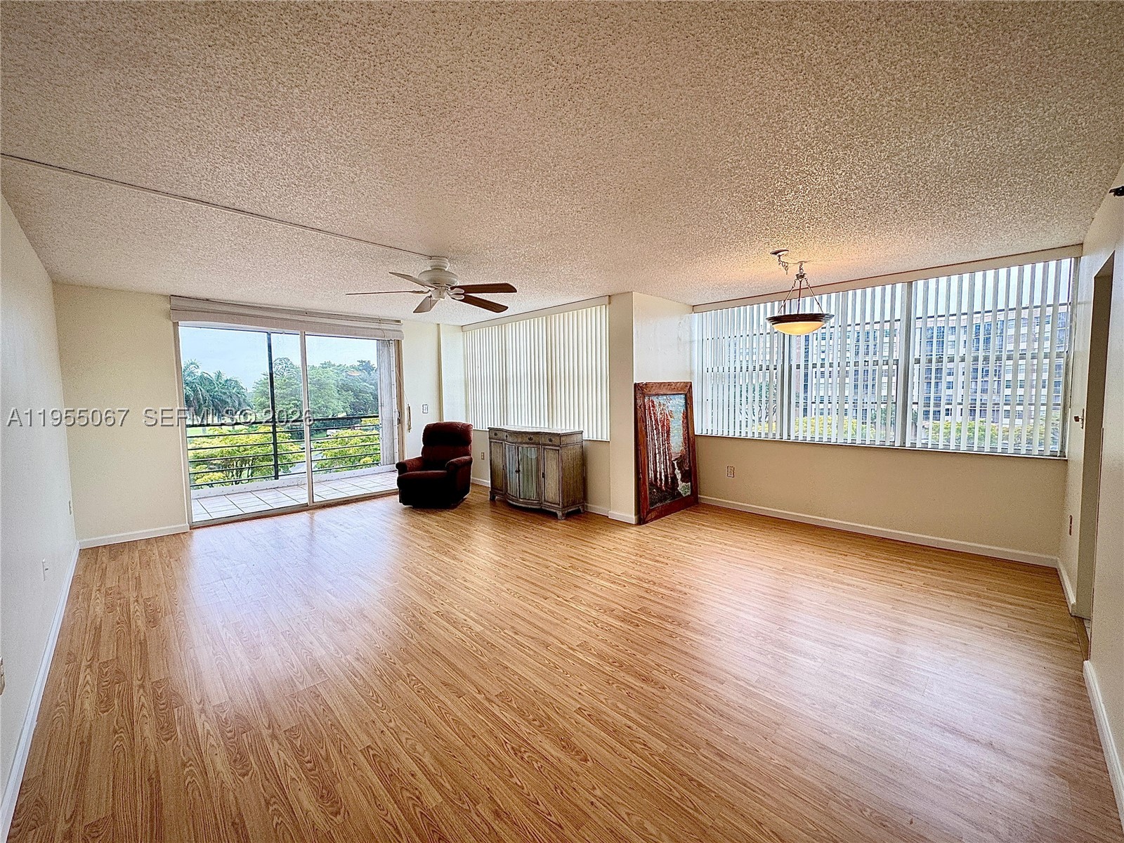 Pembroke Pines photo 2