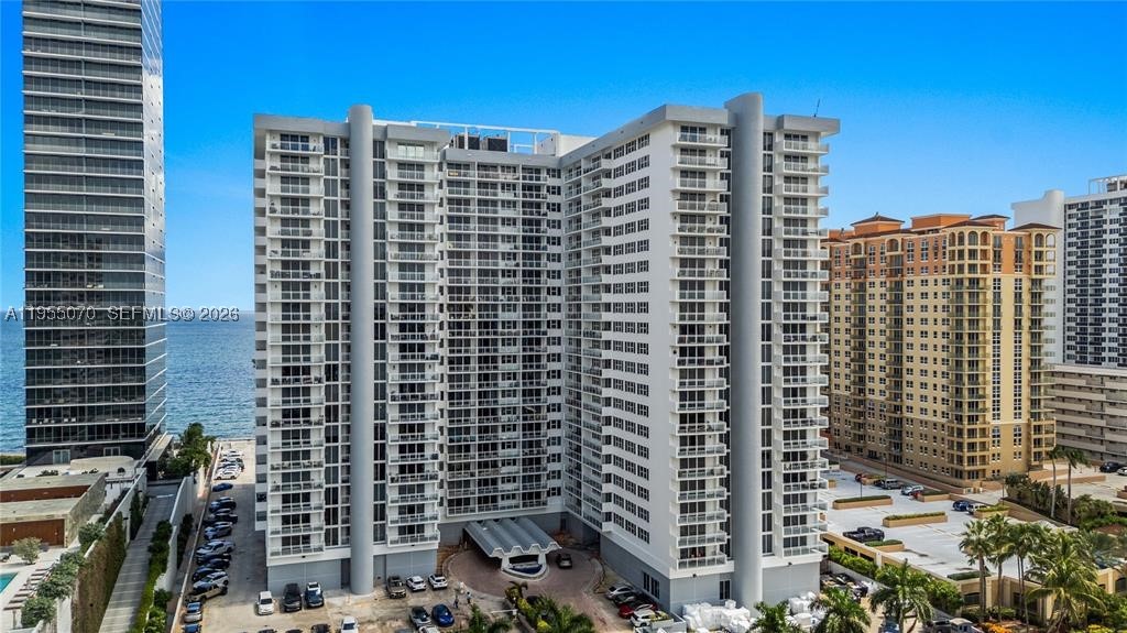 Hallandale Beach photo 1