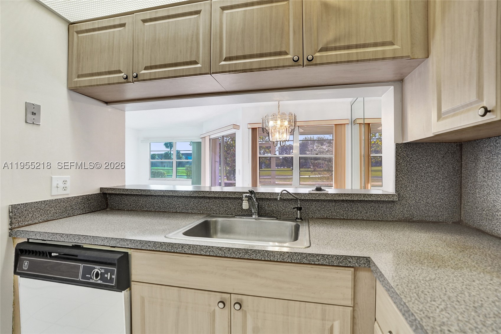 Pembroke Pines photo 3
